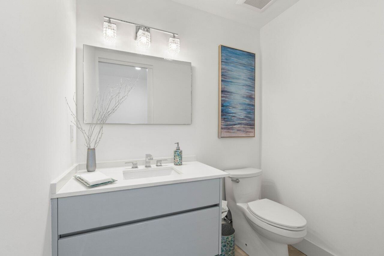 106 Inlet Way, Unit 304, Palm Beach Shores, FL 33404 Photo