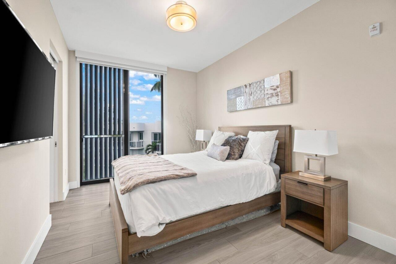 106 Inlet Way, Unit 304, Palm Beach Shores, FL 33404 Photo