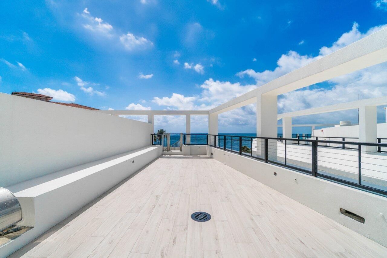 106 Inlet Way, Unit 304, Palm Beach Shores, FL 33404 Photo