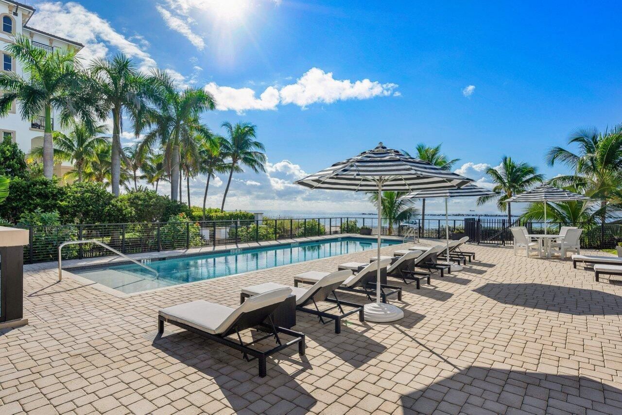 106 Inlet Way, Unit 304, Palm Beach Shores, FL 33404 Photo