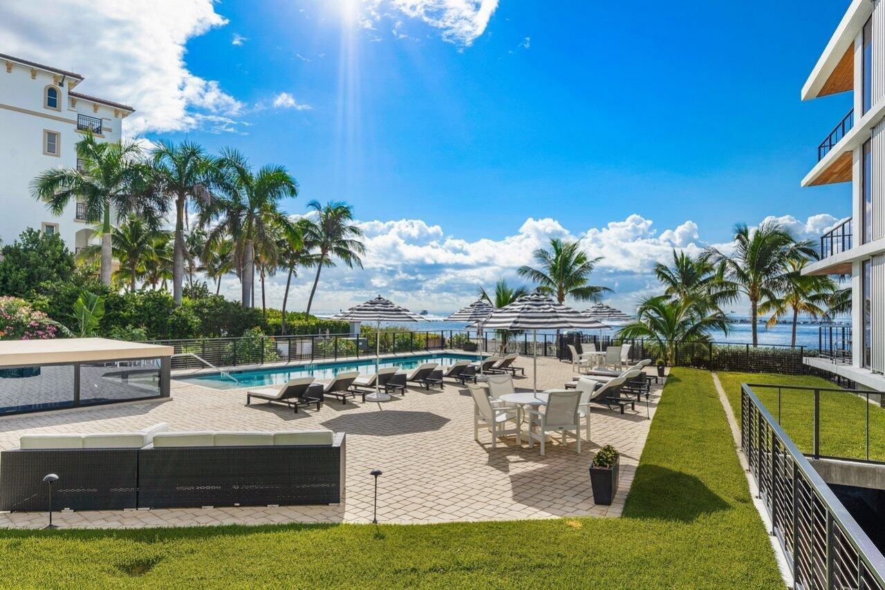 106 Inlet Way, Unit 304, Palm Beach Shores, FL 33404 Photo