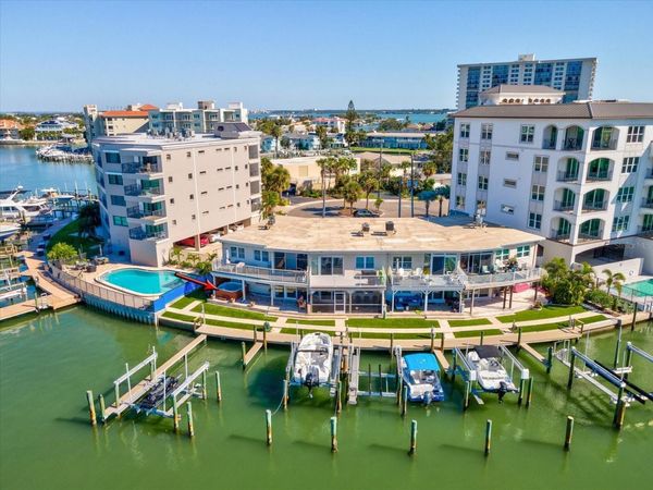 205 DOLPHIN POINT, Unit 4, CLEARWATER BEACH, FL 33767