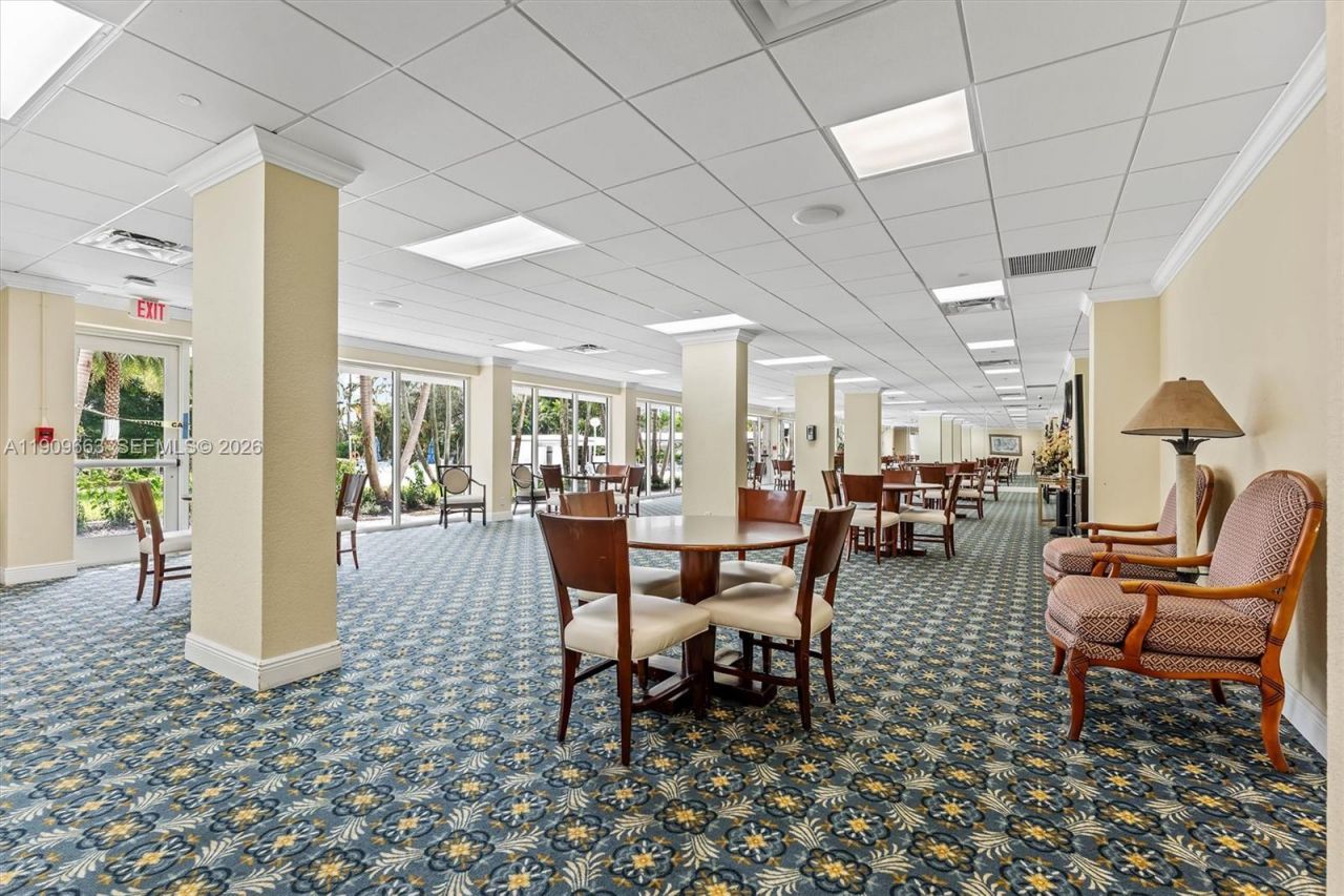 3333 NE 34th St, Unit 914, Fort Lauderdale, FL 33308 Photo