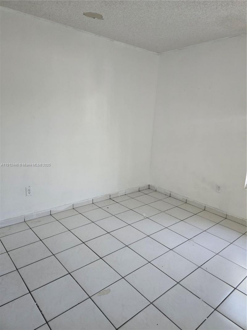 18814 NW 46th Ave, Miami Gardens, FL 33055 Photo