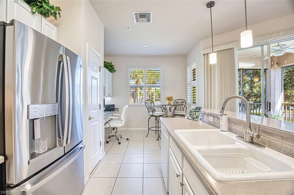 13991 Lake Mahogany Blvd, Unit 2424, Fort Myers, FL 33907 Photo