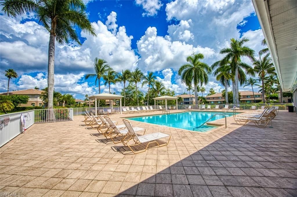 13991 Lake Mahogany Blvd, Unit 2424, Fort Myers, FL 33907 Photo