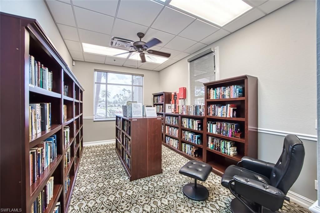 13991 Lake Mahogany Blvd, Unit 2424, Fort Myers, FL 33907 Photo