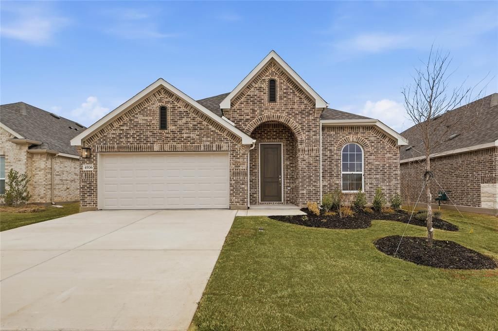 4936 Water Lily Lane, Fort Worth, TX 76036 Main Photo