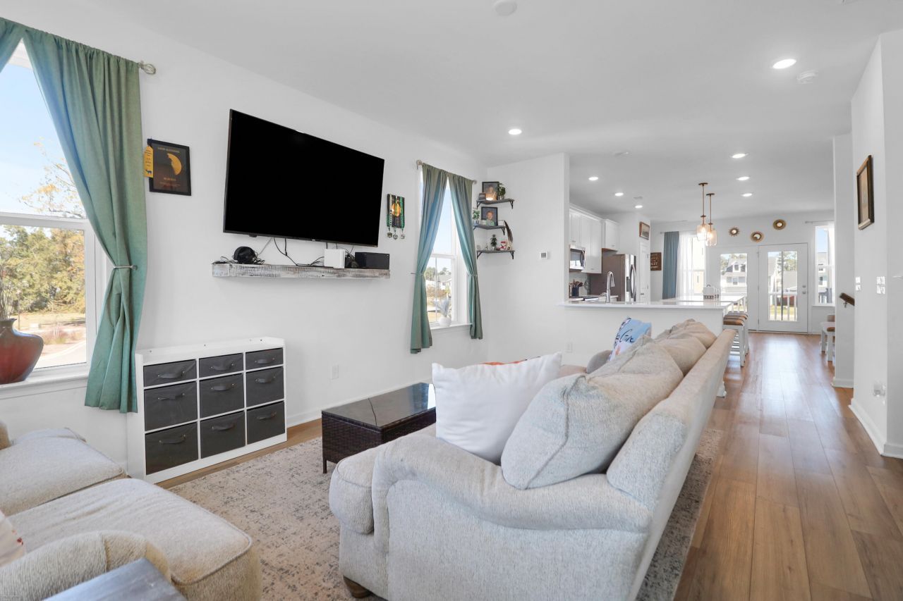 865 Recess Point Dr 25 Drive Photo 16