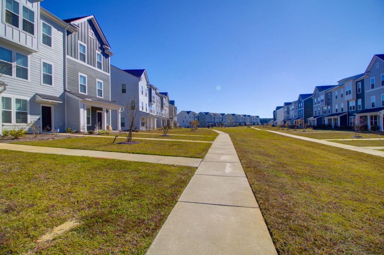 865 Recess Point Dr 25 Drive Photo 35