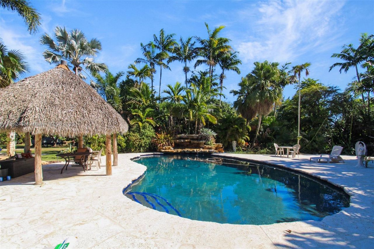 19051 SW 147th Ave, Miami, FL 33187 Photo