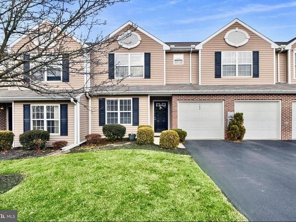 102 PEREGRINE LANE, HUMMELSTOWN, PA 17036