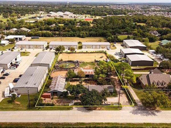 11995 Hilltop Road , Argyle, TX 76226