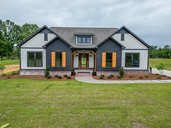 803 Oxford Loop, New Albany, MS 38652
