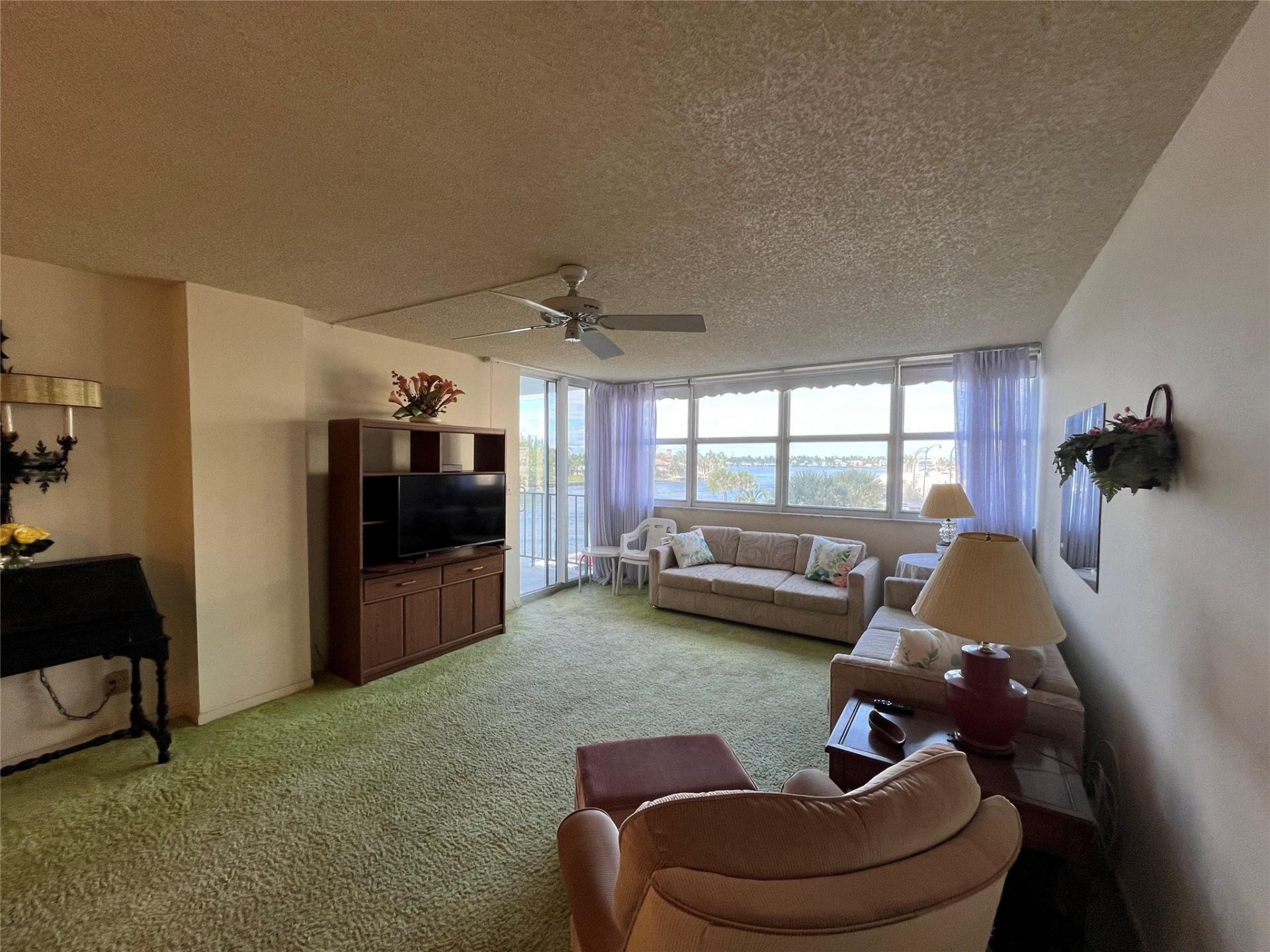 1400 S Ocean Drive, Unit 303, Hollywood, FL 33019 Photo
