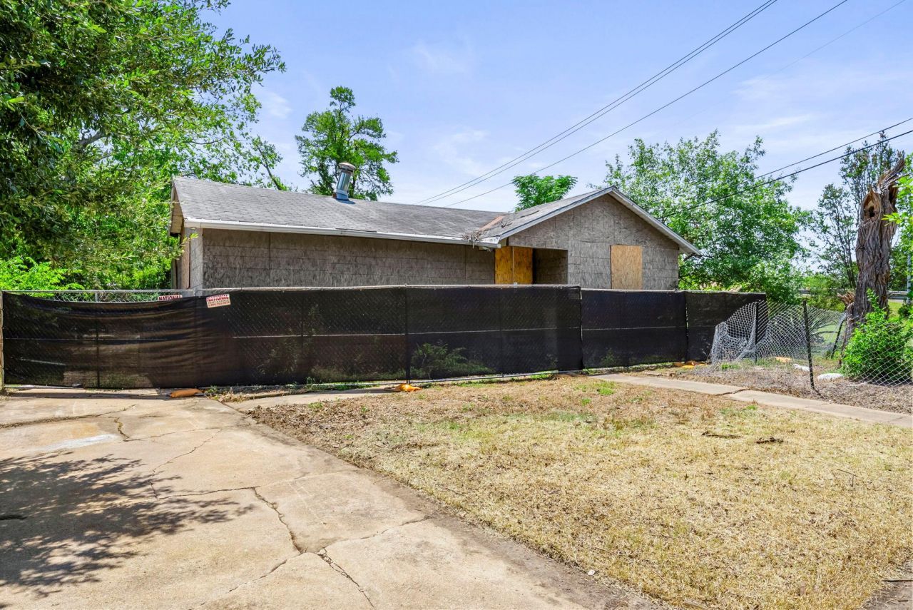 5103 Valley Oak Dr, Austin, TX 78731 Main Photo