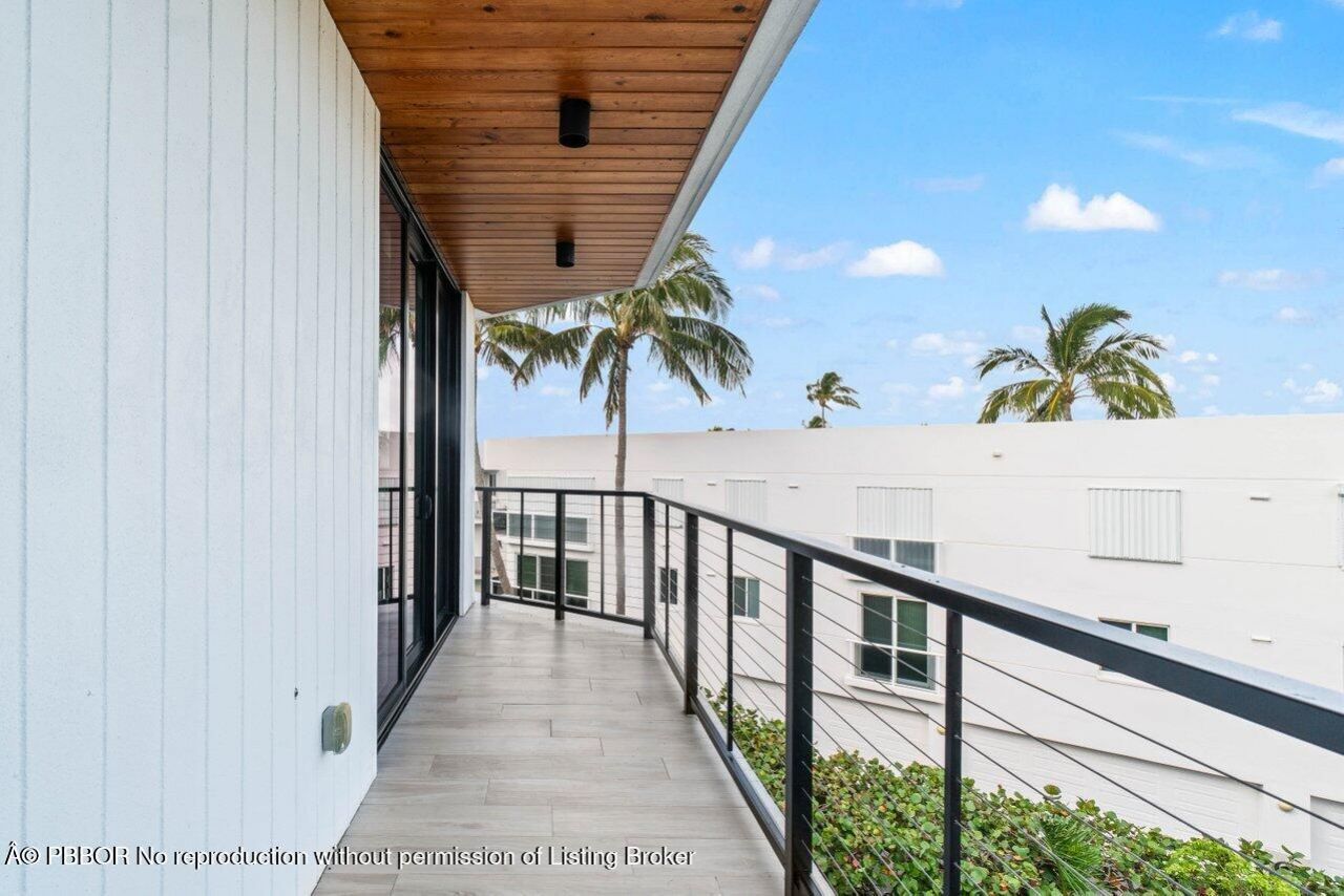 106 Inlet Way, Unit 304, Palm Beach Shores, FL 33404 Photo