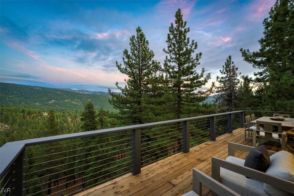 877 Tyner, Incline Village, NV 89451 Photo