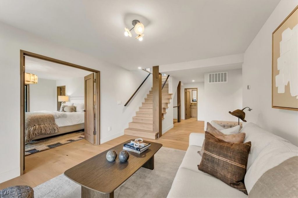 877 Tyner, Incline Village, NV 89451 Photo