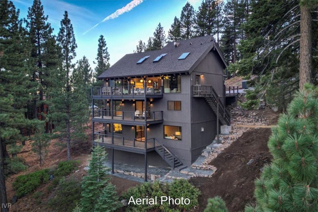 877 Tyner, Incline Village, NV 89451 Photo