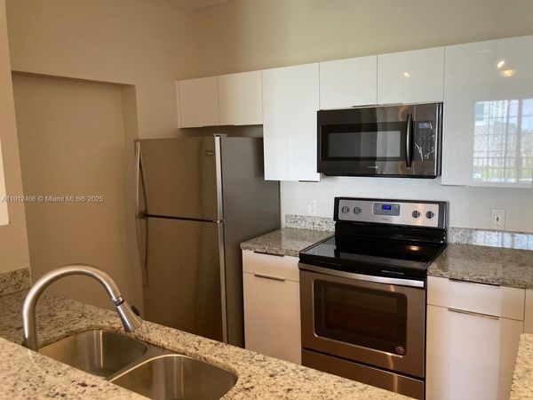 1900 Van Buren St, Unit 507B, Hollywood, FL 33020