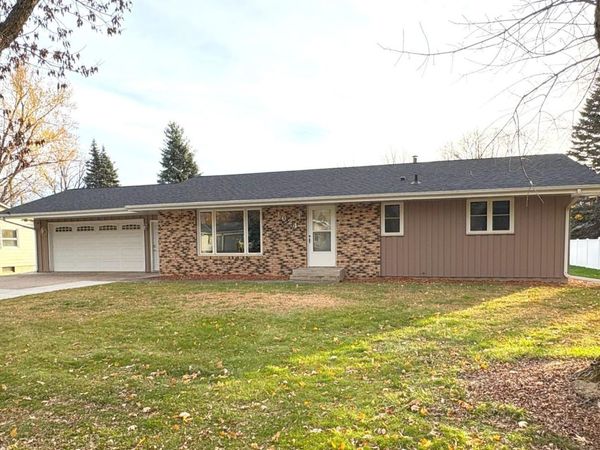 1624 N 5th Street, Montevideo, MN 56265