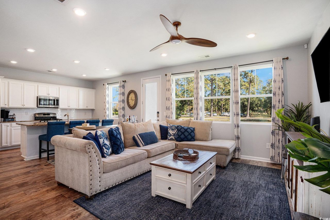 4754 Cloisters Ln. Photo 5