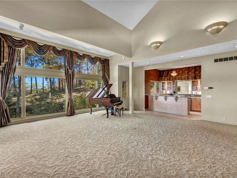 4670 Figgie Drive, Willoughby, OH 44094 Photo 29