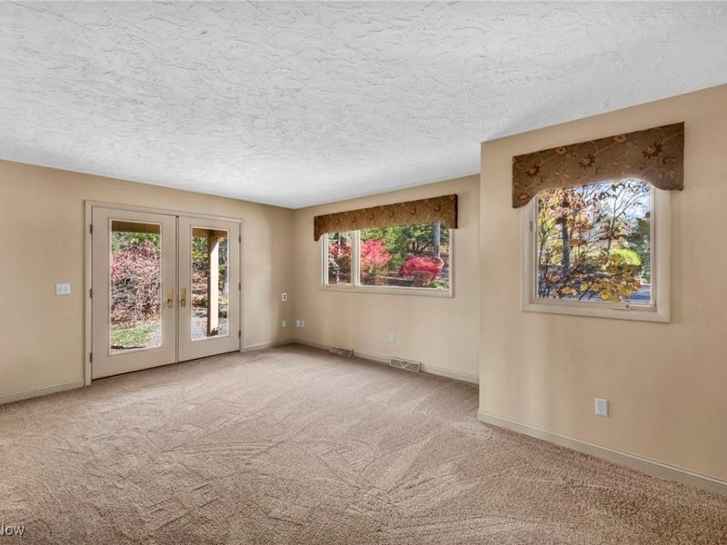 4670 Figgie Drive, Willoughby, OH 44094 Photo 35