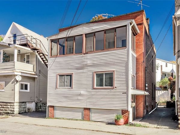 1975 E 124th Place, Cleveland, OH 44106