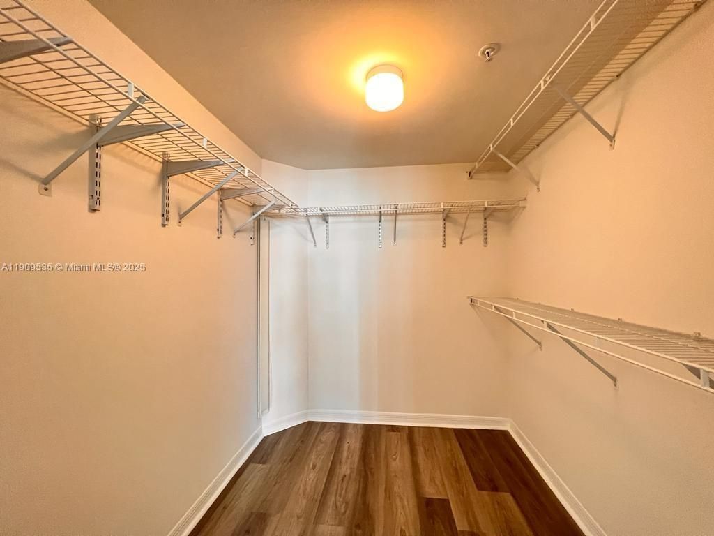 1155 Brickell Bay Dr, Unit 1602, Miami, FL 33131 Photo