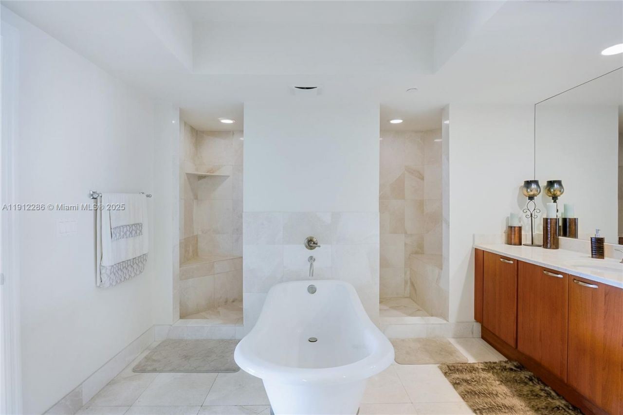 3301 NE 183rd St, Unit 1607, Aventura, FL 33160 Photo