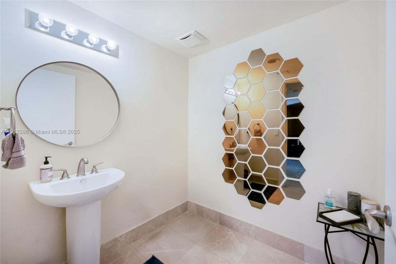 3301 NE 183rd St, Unit 1607, Aventura, FL 33160 Photo