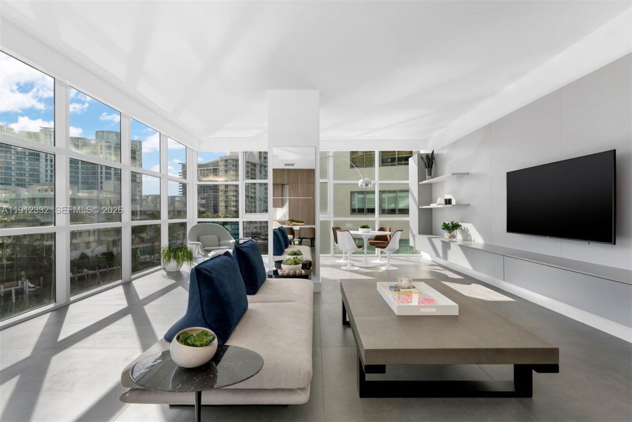 6103 Aqua Ave, Unit 504, Miami Beach, FL 33141 Photo