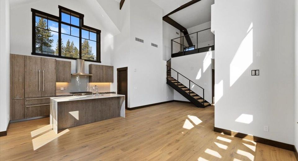 46 Beach Club Drive, Unit 905, Stateline, NV 89449 Photo