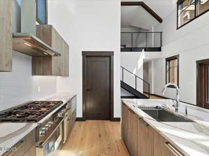 46 Beach Club Drive, Unit 905, Stateline, NV 89449 Photo