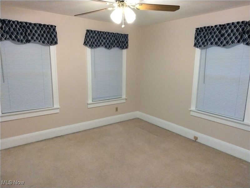 7608 Ridgefield Avenue, Parma, OH 44129 Photo 13