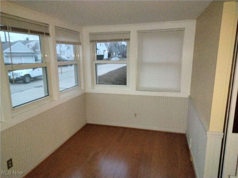 7608 Ridgefield Avenue, Parma, OH 44129 Photo 4