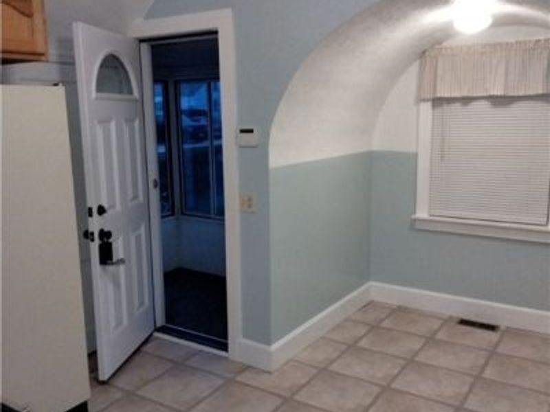 7608 Ridgefield Avenue, Parma, OH 44129 Photo 8