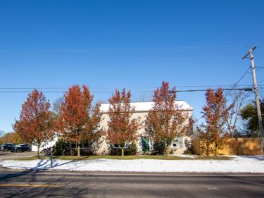 12200 S River Road, Grand Rapids, OH 43522