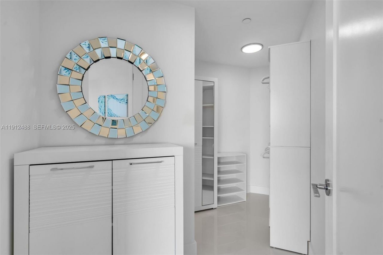 100 E Las Olas Blvd, Unit 3703, Fort Lauderdale, FL 33301 Photo