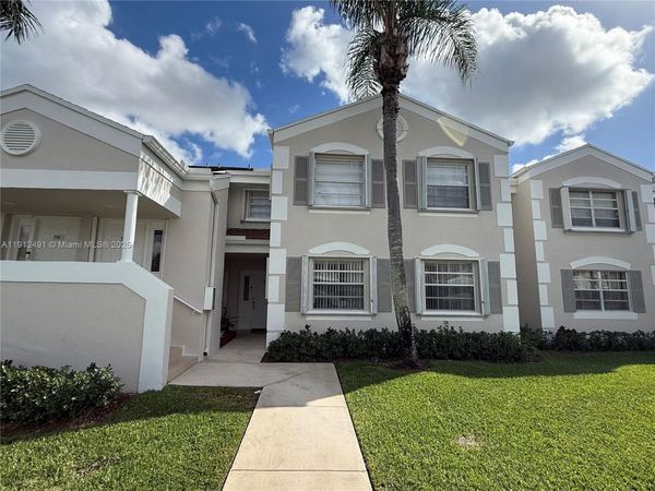 2203 SE 27th Dr, Unit 102-A, Homestead, FL 33035