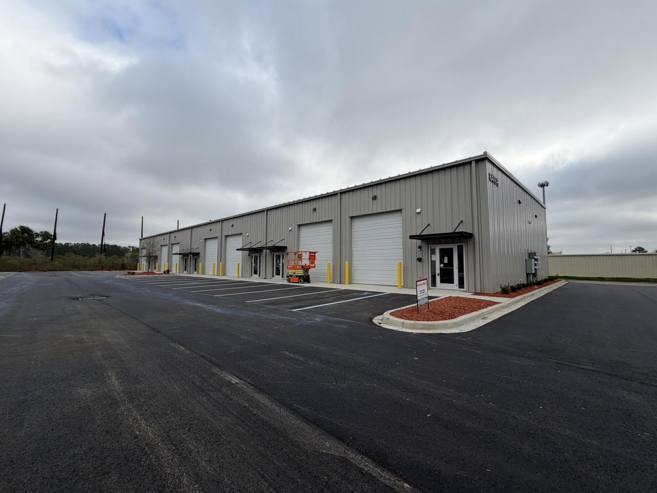 8476 Dorchester Road Photo 10