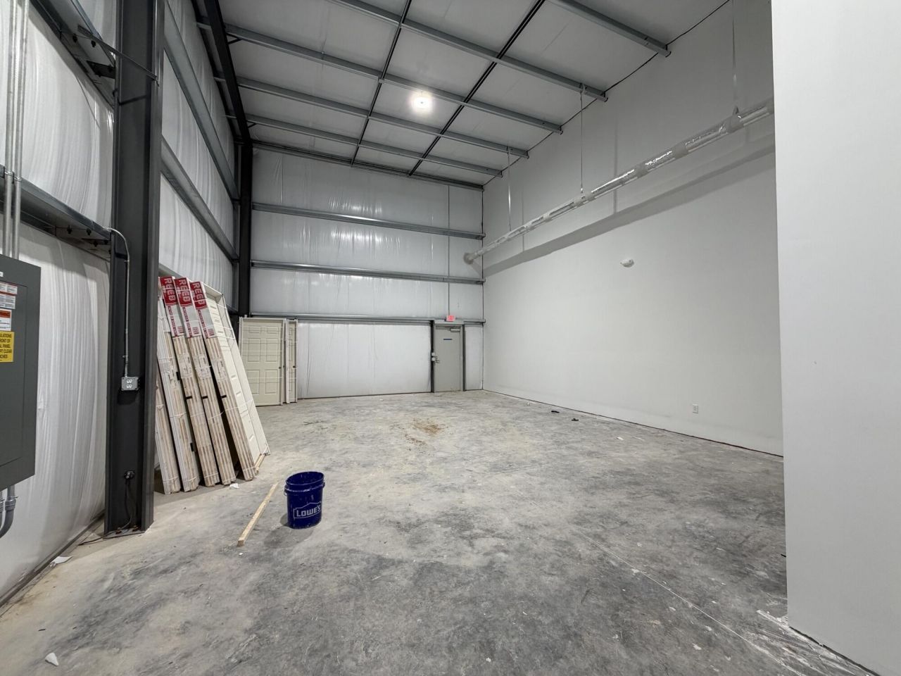 8476 Dorchester Road Photo 8