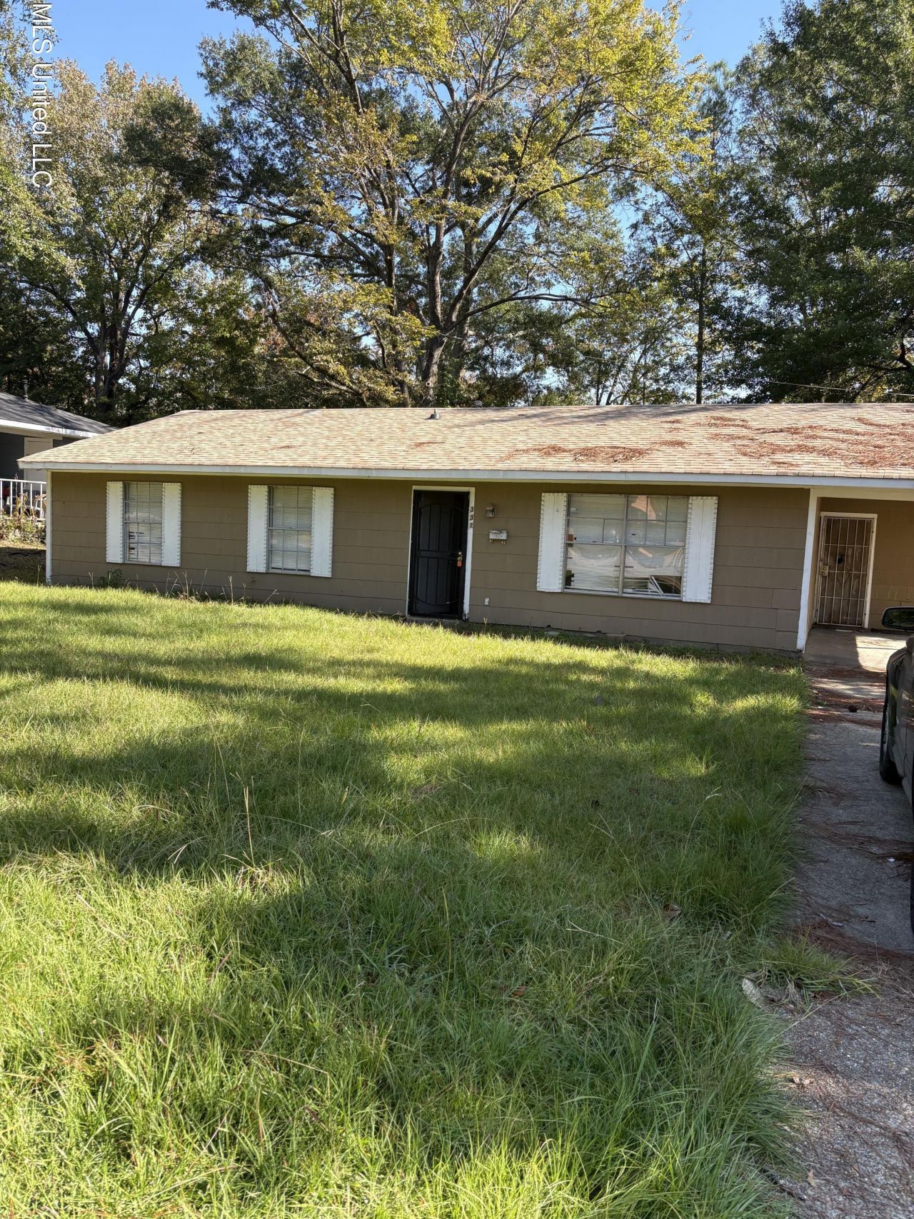 332 N Flag Chapel Road, Jackson, MS 39209 Main Photo