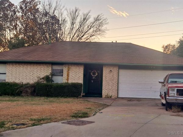 204 E Marshall Court, Tulsa, OK 74106