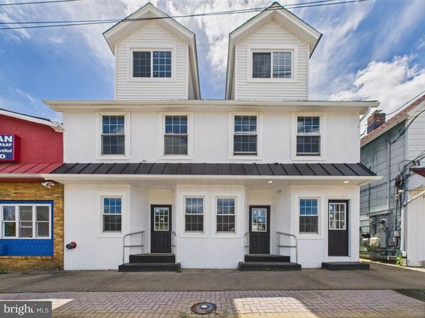 10 W RAILROAD AVENUE, JAMESBURG, NJ 08831