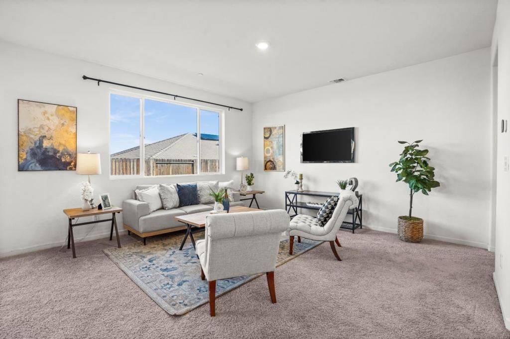 8189 Scrimshaw Way, Sacramento, CA 95829 Main Photo