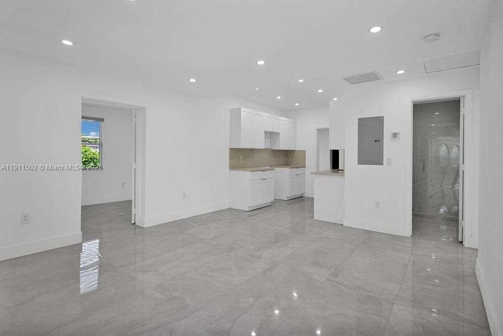 17961 NW 2nd Pl, Miami Gardens, FL 33169 Photo