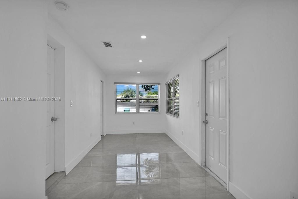 17961 NW 2nd Pl, Miami Gardens, FL 33169 Photo